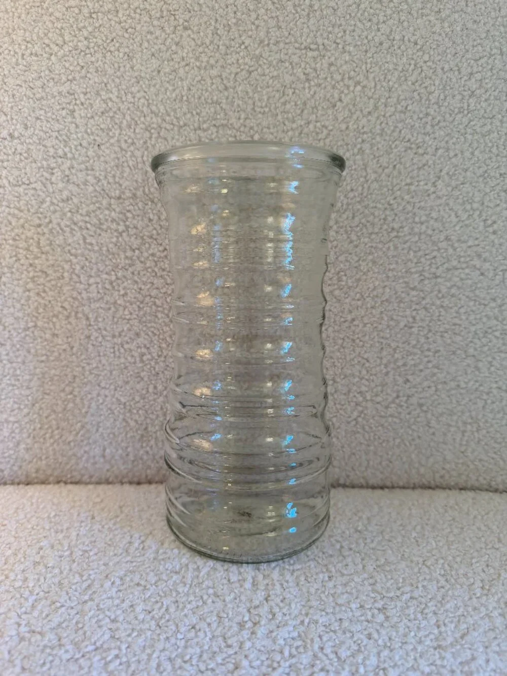 Vintage Syndicate Sales Clear Glass Flower Vase